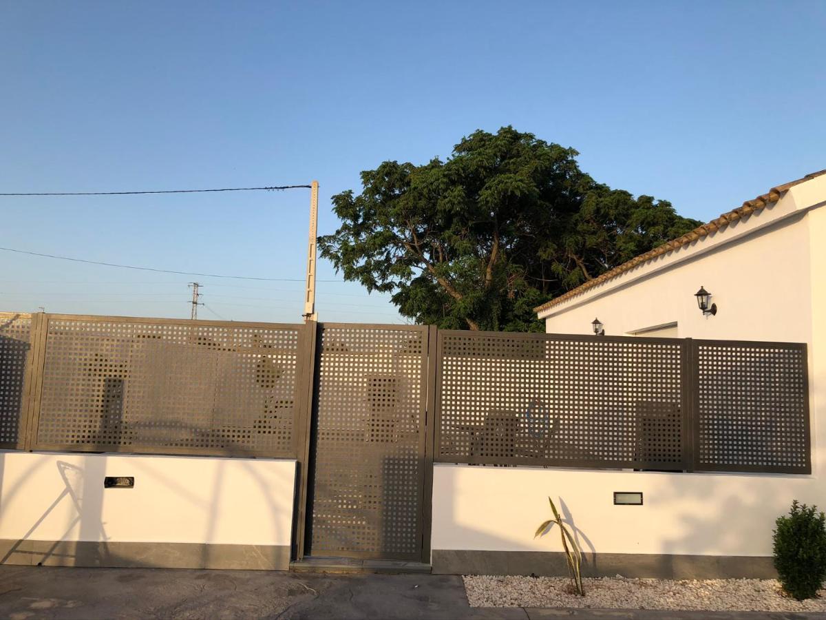 Villas Santa Ana โกนิล เด ลาฟรอนเตรา ภายนอก รูปภาพ