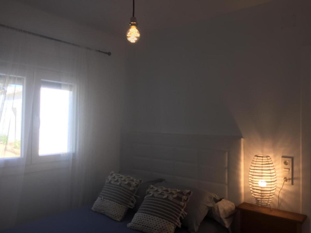 Villas Santa Ana โกนิล เด ลาฟรอนเตรา ภายนอก รูปภาพ