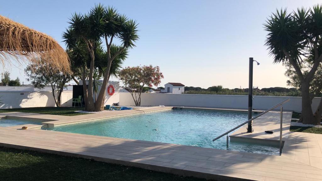 Villas Santa Ana โกนิล เด ลาฟรอนเตรา ภายนอก รูปภาพ